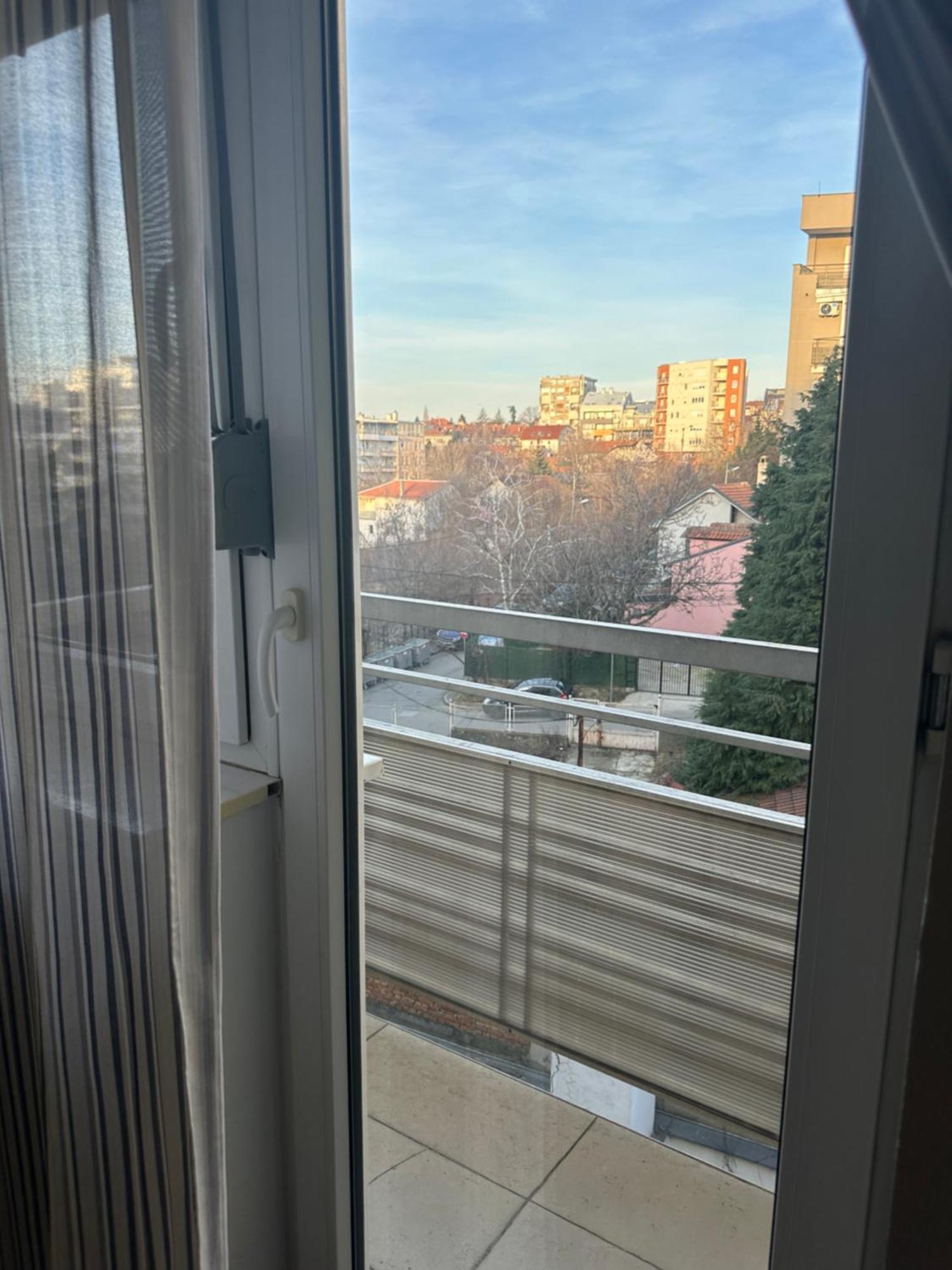 Charlie Aviv Park Διαμέρισμα Βελιγράδι Εξωτερικό φωτογραφία